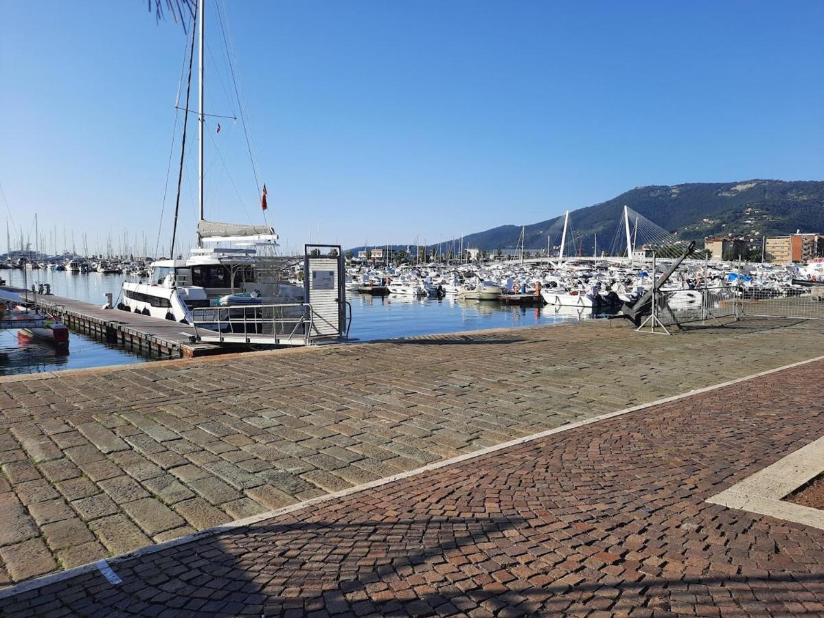 Appartamento Il Vicoletto La Spezia Exterior foto
